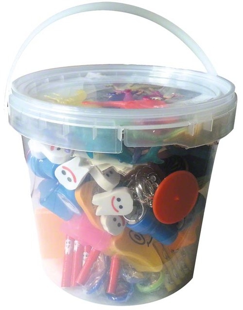 Assortment of 150 pieces of toys