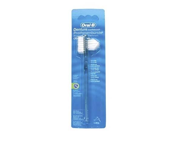 Oral-B: Denture Toothbrush